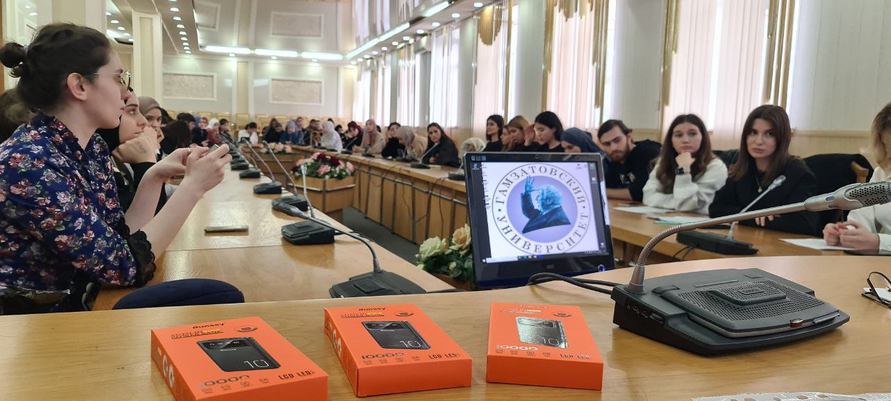 Координационный центр ДГУ провел лекции, посвященные 80-летию Курской битвы