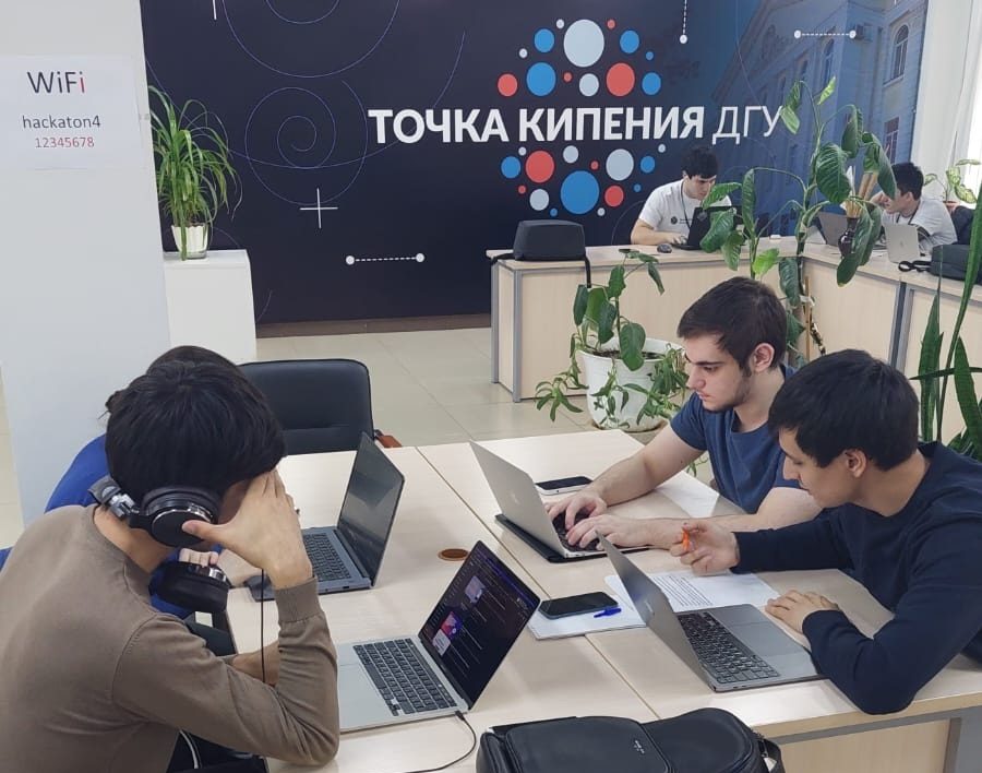 Дагестанский госуниверситет поднялся вверх в рейтинге ИИ-вузов