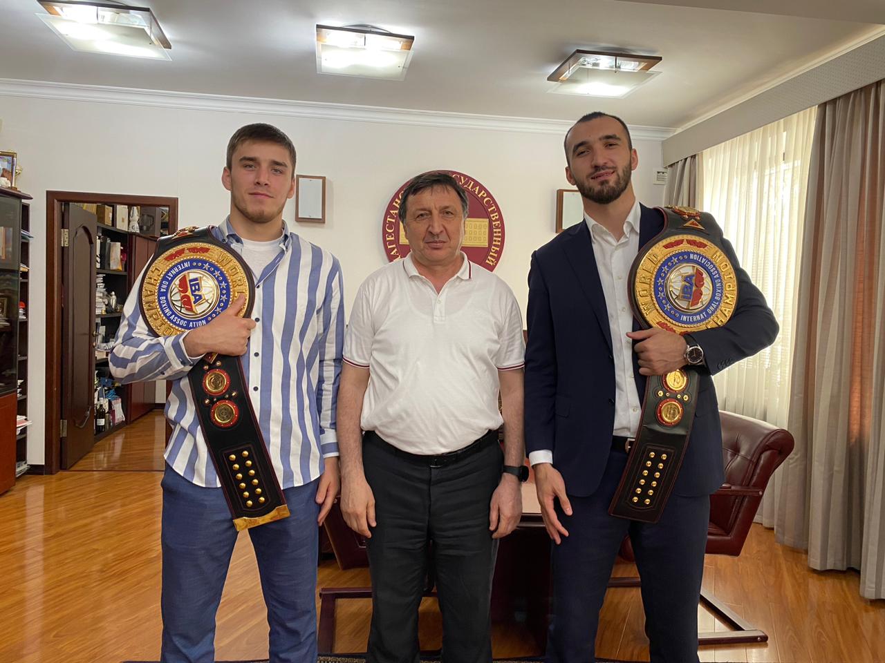   Чемпионов мира по боксу чествовали в ДГУ