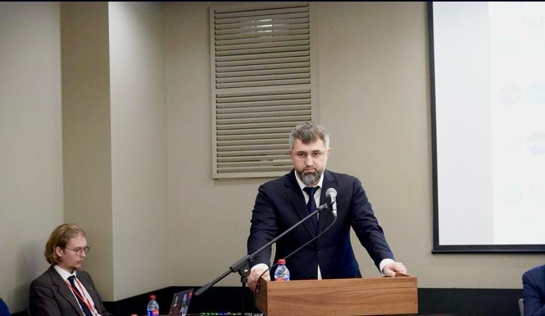 В Каспийске открылась школа «Перспективные квантовые материалы»