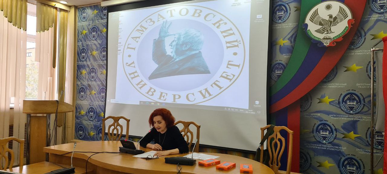 Координационный центр ДГУ провел лекции, посвященные 80-летию Курской битвы