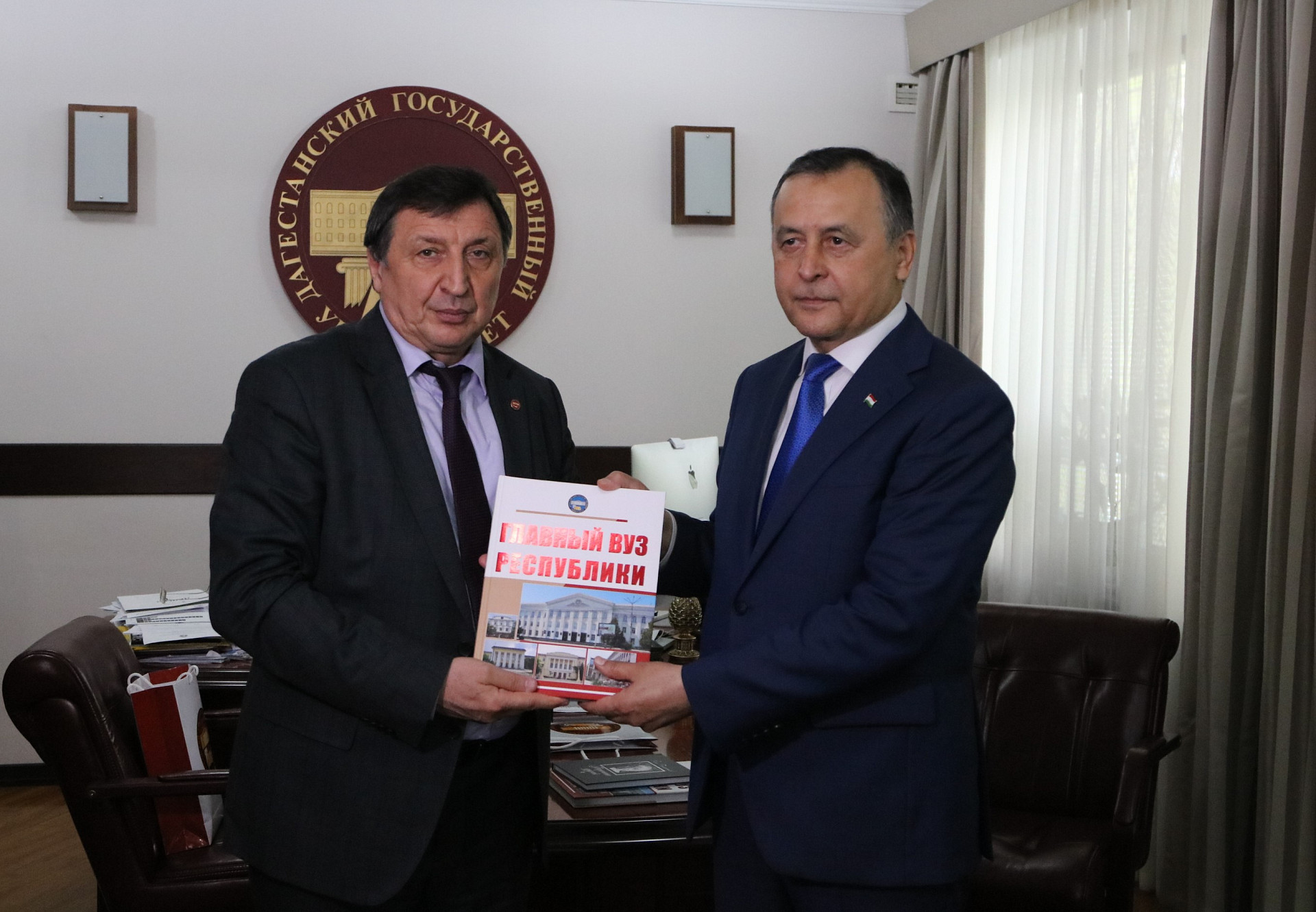 Делегация Посольства Таджикистана в РФ посетила  ДГУ 